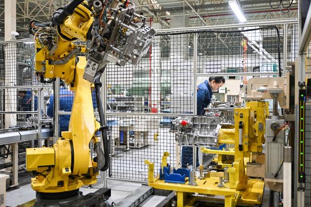 新能源汽車熱銷驅(qū)動(dòng)產(chǎn)業(yè)升級(jí) 軟件開發(fā)如何賦能企業(yè)高質(zhì)量發(fā)展